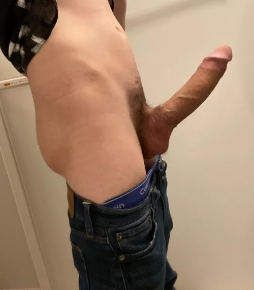 I’m too hard rn. Girls pm