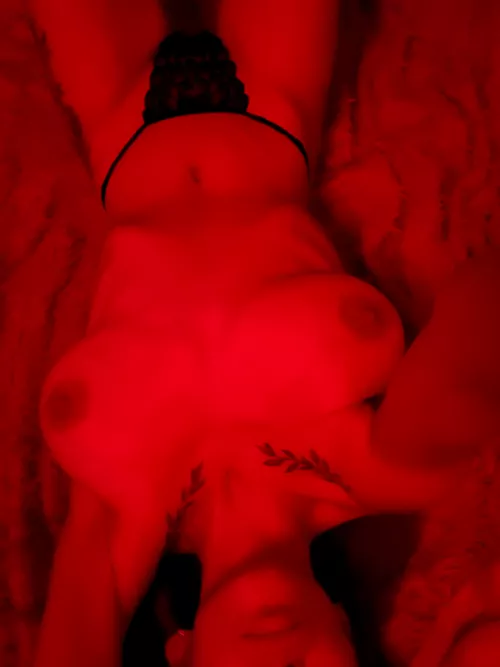 Imagining how you'd throatfuck me 😉