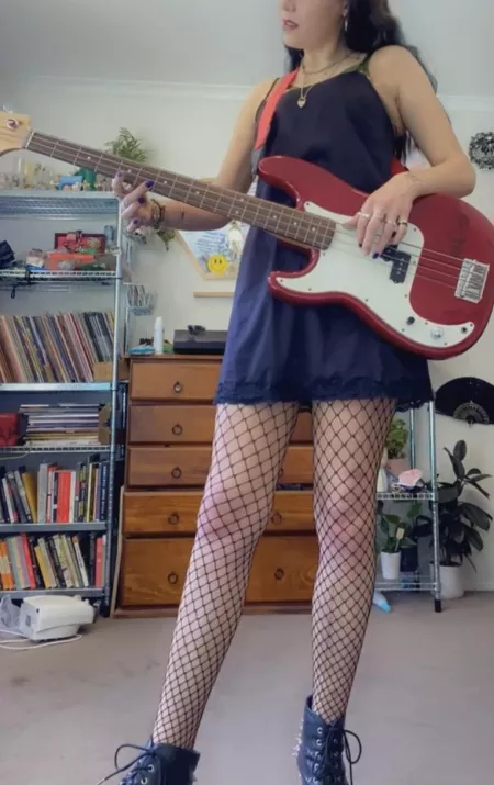 Is bass guitar sexy? Is bass guitar sexy?