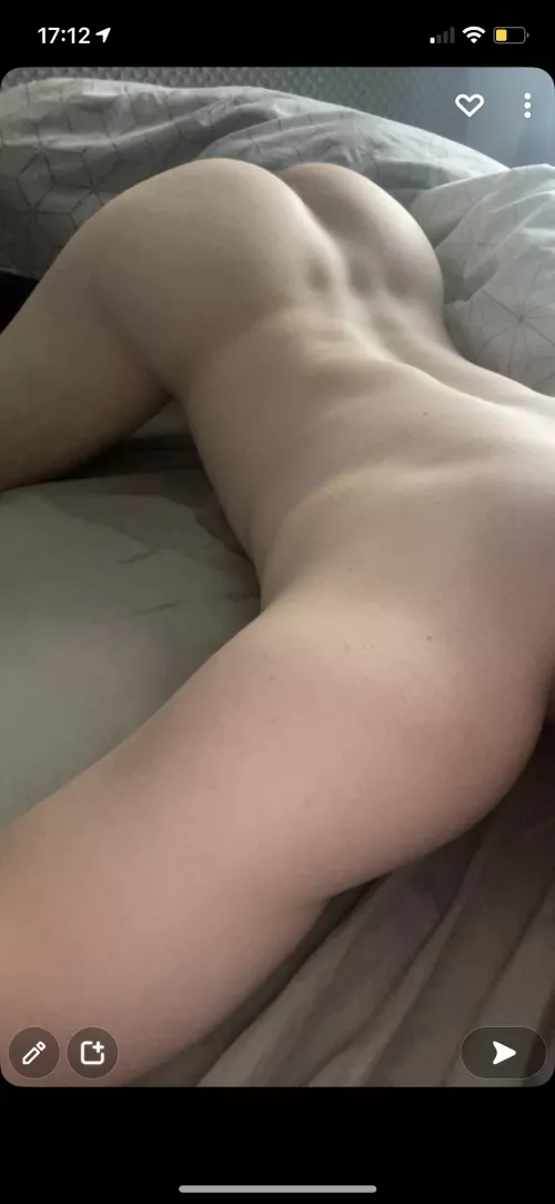 Is my butt cute enough🥺