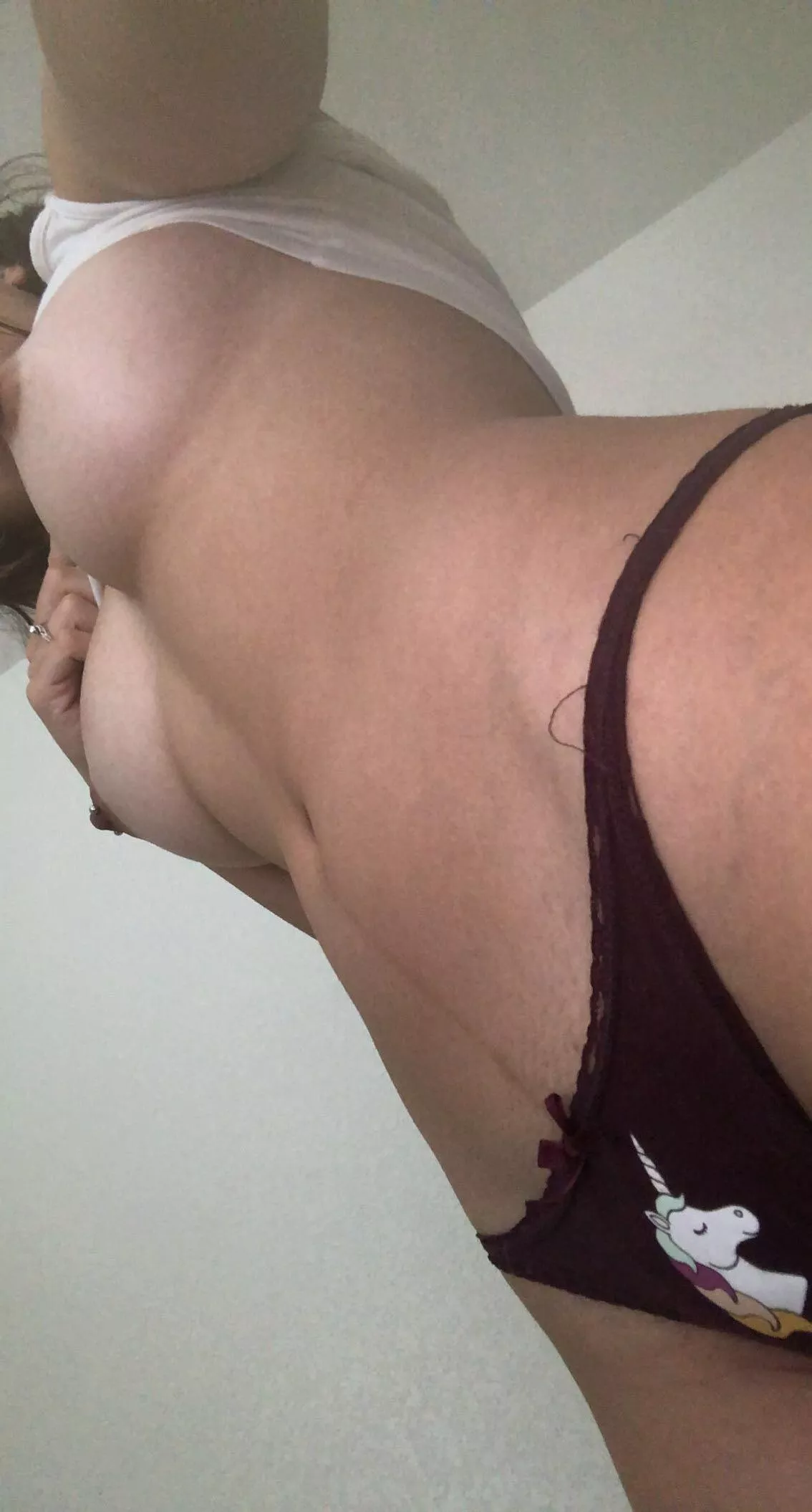 Is the view okay?😋🥺