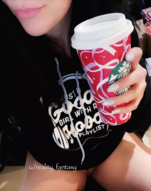 It's a hoodie, no pants, venti size coffee WFH kind of day 💋☕️