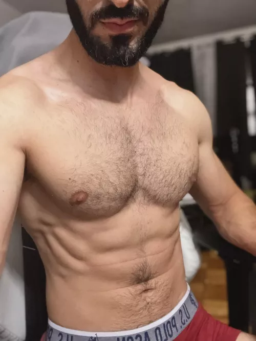 It’s been a bit since I gave it a trim and I’m kind of starting to like it.