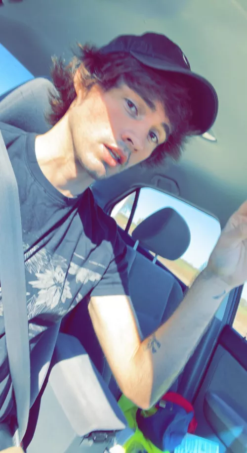 It’s Friday boys 🥳. Late thank you to all who served.