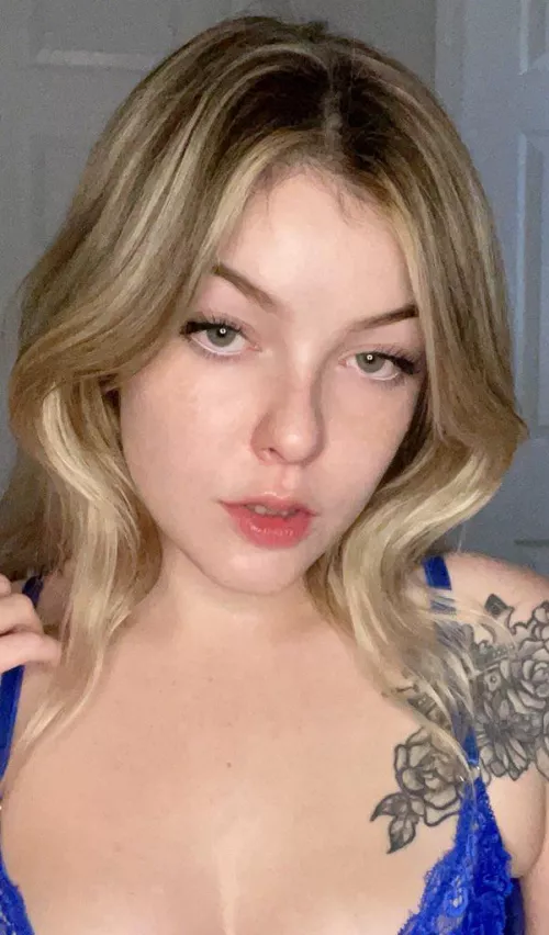 it’s my birth week & i deserve nothing less than everything in your pathetic little pockets. [domme]