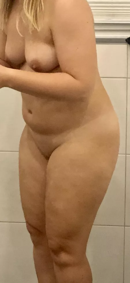 It’s not cold in the bathroom 🙈