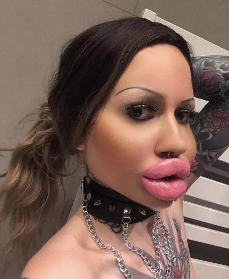 It’s not Photoshop, it’s an unyielding desire to be nothing but a fuck doll