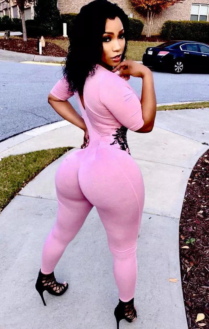 JuicY 🍑