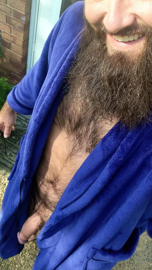 Just going to get the mail!!