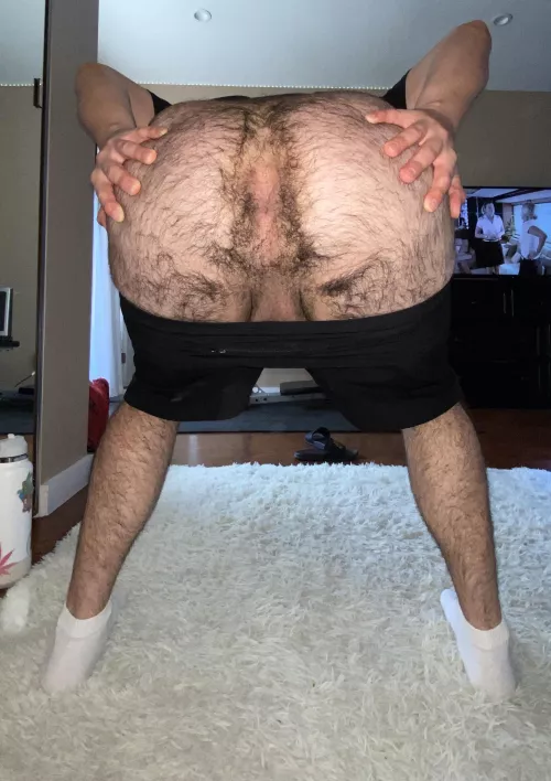 Just got back from working out. Take a big sniff 👃