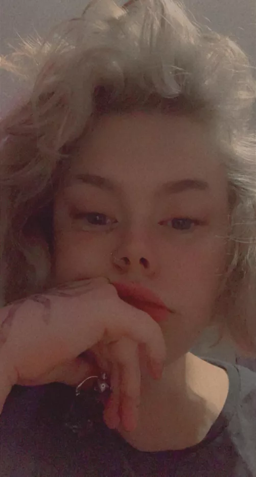 Just made the only fans free, go give it a follow of you wanna see me and my girlfriend get fucked ❤️🤩