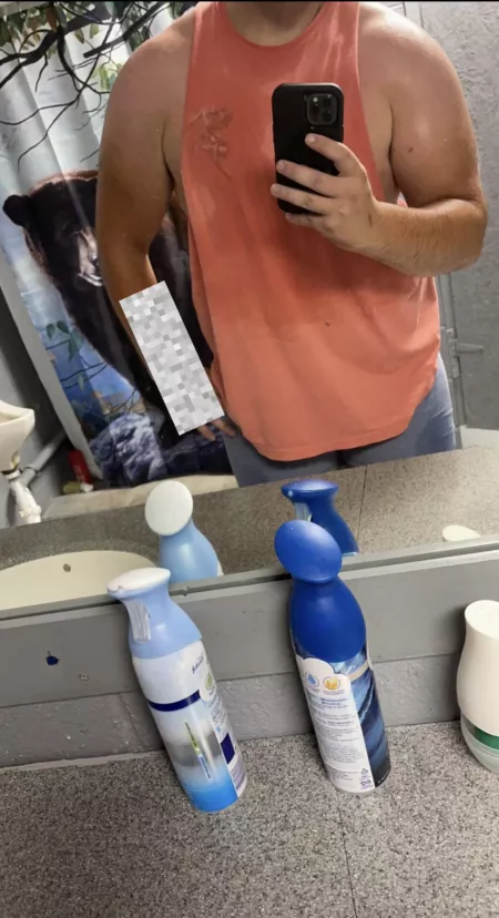 Just out here being sweaty and trying to be slightly less chubby. How’s everyone’s hump day going?