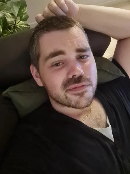 Keeping myself awake with my Switch to adjust to my evening shifts at work 😴🎮