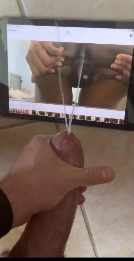 Kik jago98319, feed me some good nude teens, ahegao, open mouth tits out, cum covered, get a cock or cum tribute. Vids and IRL nudes to the front. Would trade trib for trib too if you can cum trib my girl