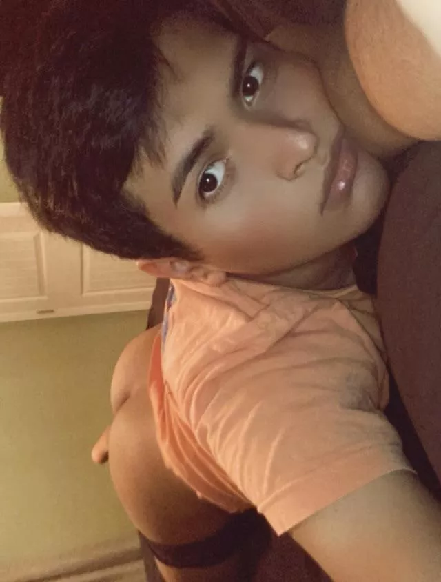kiss me more 🥺