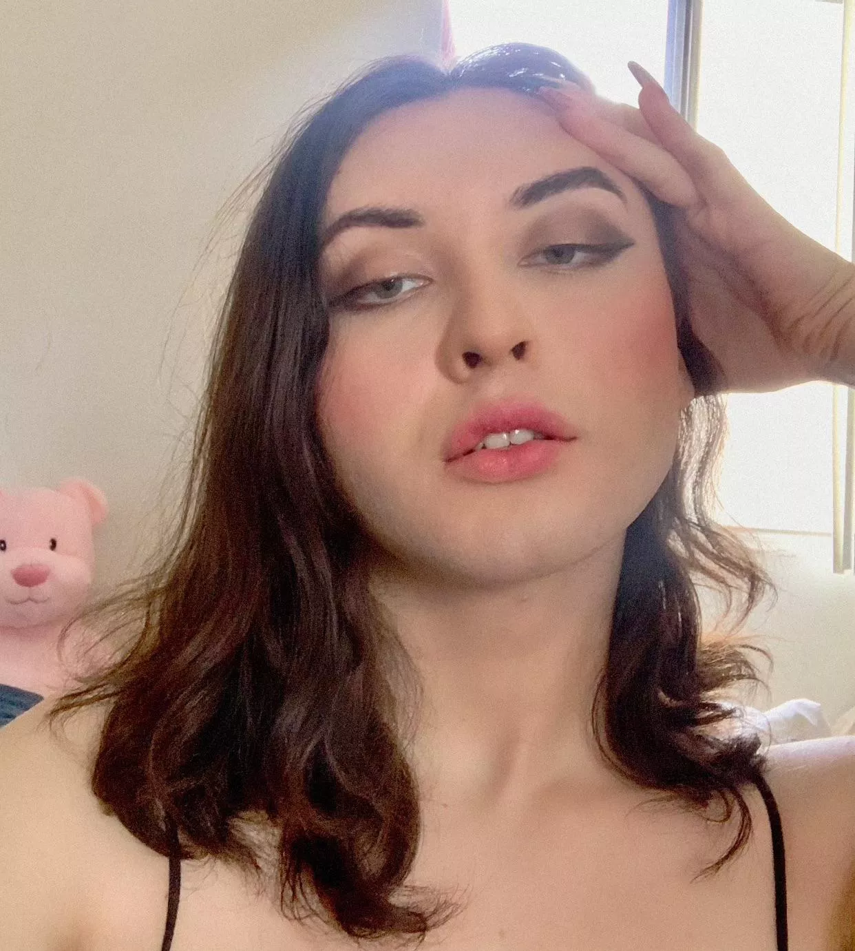 Kiss my neck Kiss my neck
