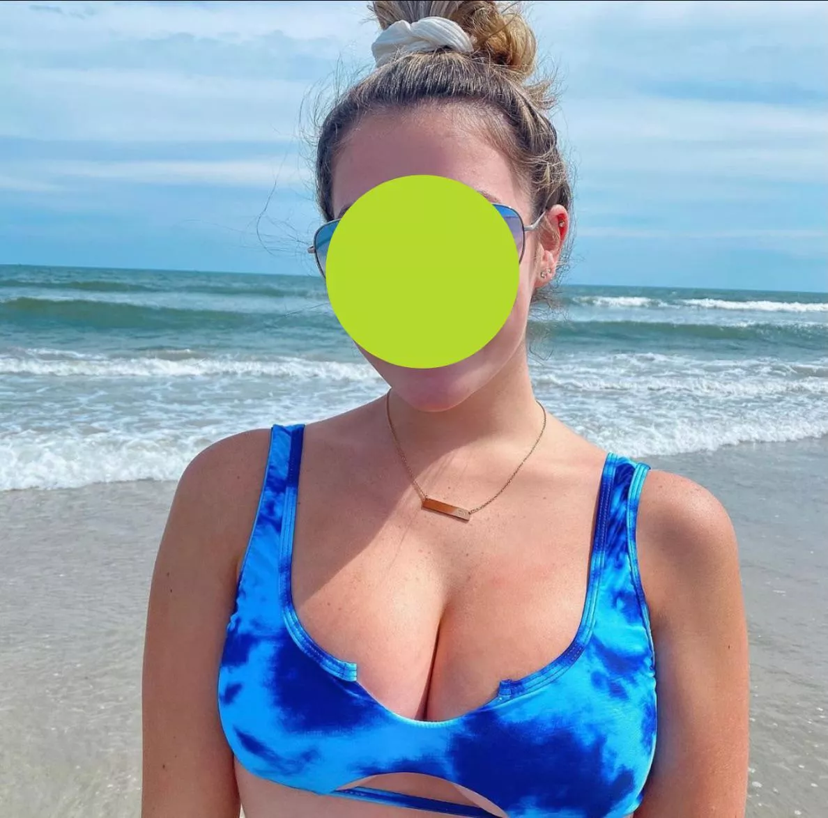 Last time I was told I wasn’t bursting out, is this better? ;)