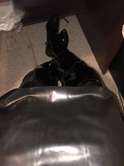 Late night work, please send captions to make it more 🤩