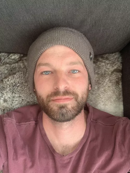 Lazy Friday afternoon listening to the radio