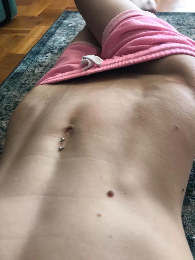 Lean midriff