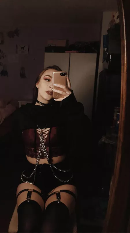 Let me tie you up in my chains