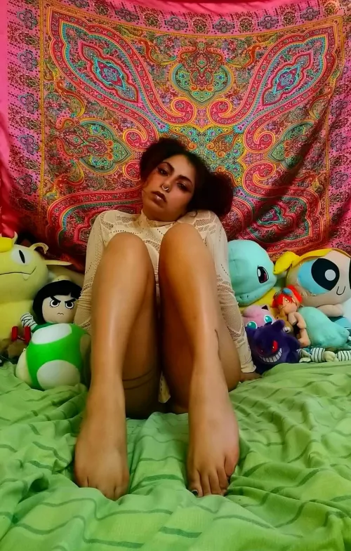 Let's get comfy and have a fat sesh 💨