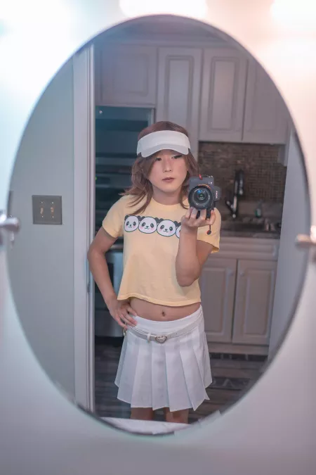 Let's go on a mini golf date, I bet you won't win!