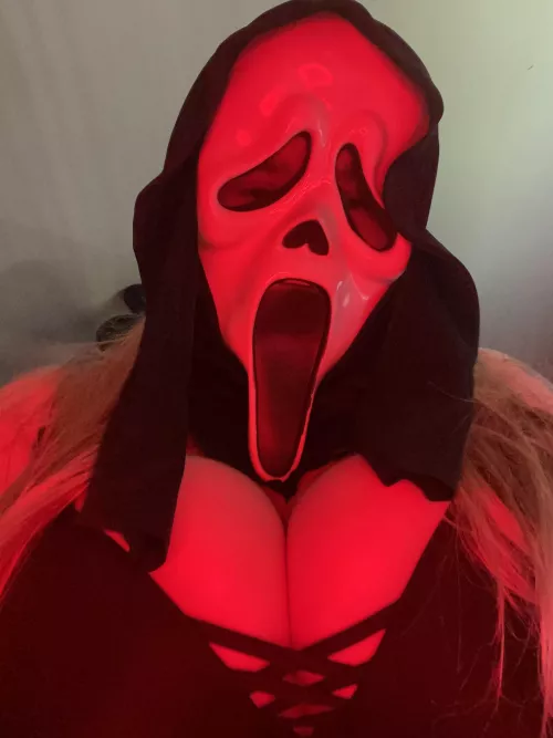 Letβs make each other scream π€