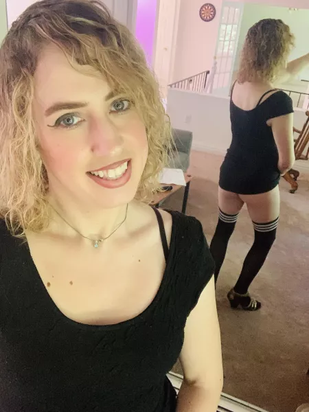 Lifting my skirt a little to show you my big tbooty