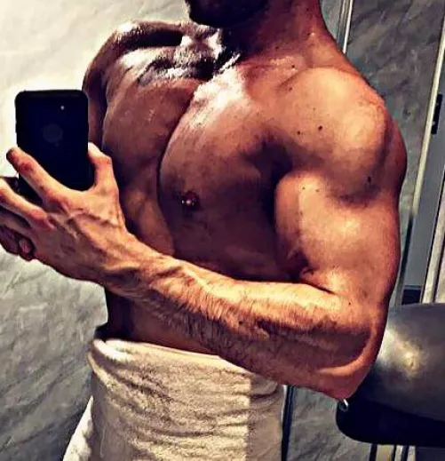 Like this if you’d get wild with me 😏😈🍆