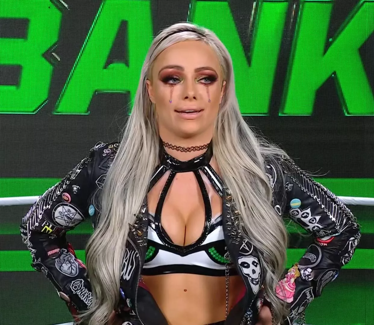 Liv😍