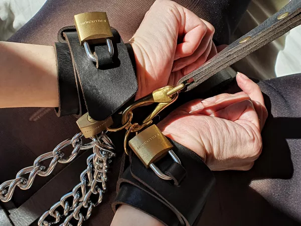 Locked hands 🔐❤🔗 because this is how it should be on the weekend