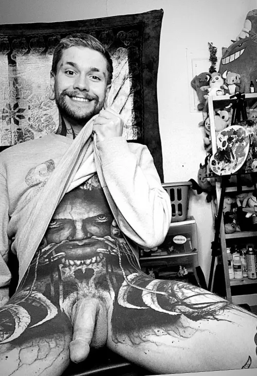 Long time no Reddit! I miss you all, hope life has been kind. Recently split my tongue and took some down time to heal but I’m back in business 🧡🐍