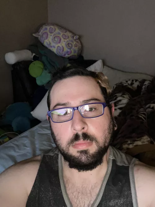 Looking for gayer bud Looking for gayer bud