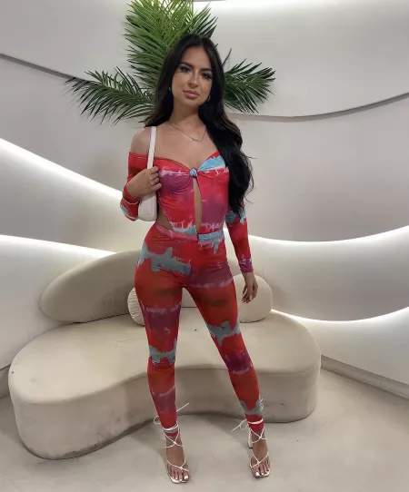 looking for someone to tribute her kik : ZeManOfSteel