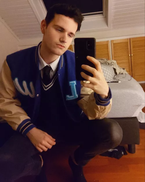 Looking for someone where I can be a huge nerd with and talk about GTA all day🥺