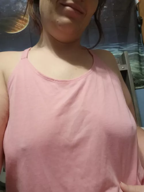 love how the light colors I wear show my nips so well