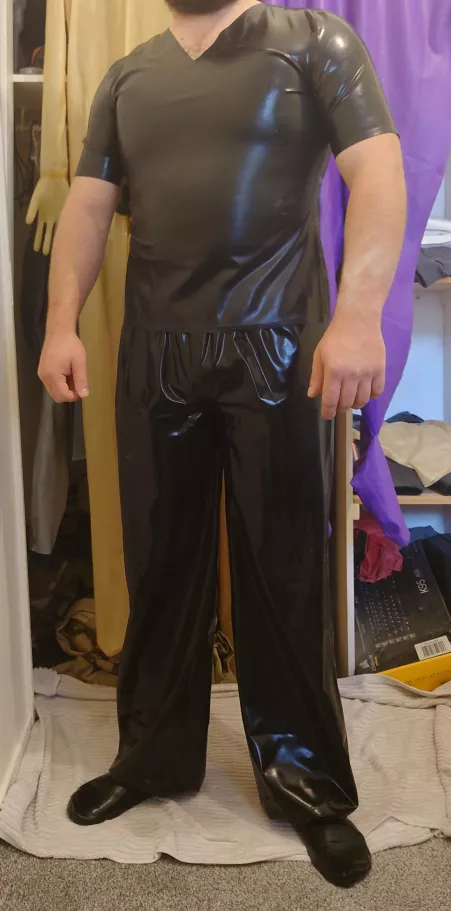 Love this combination from LatexCatfish