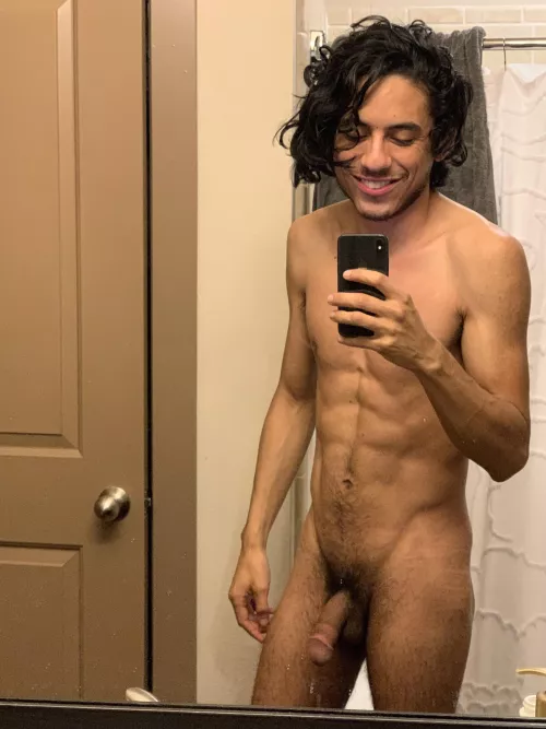 Love this photo. Is it wrong to enjoy your own body? M27, 160lbs, 6’0