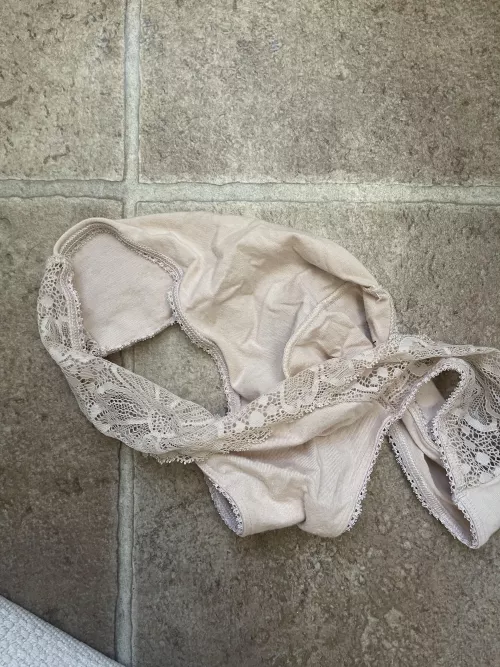 Love working from home. Looking for like minded friends.