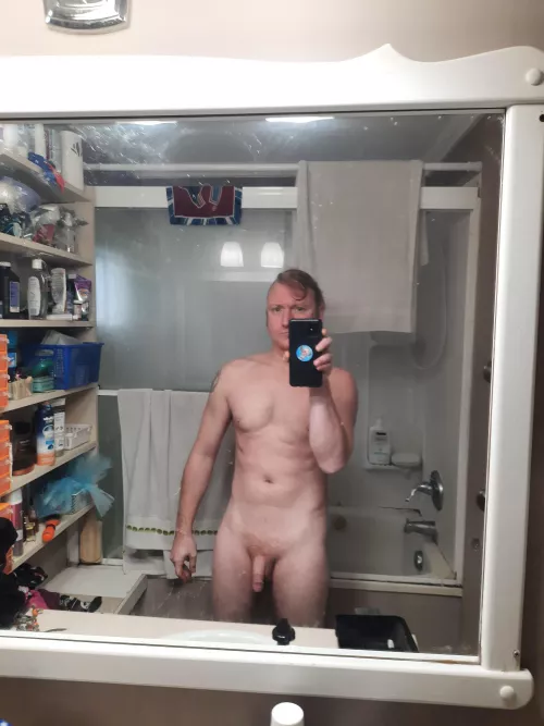 (M) 5'7 160lbs. In the midst of bulking, how do I look?