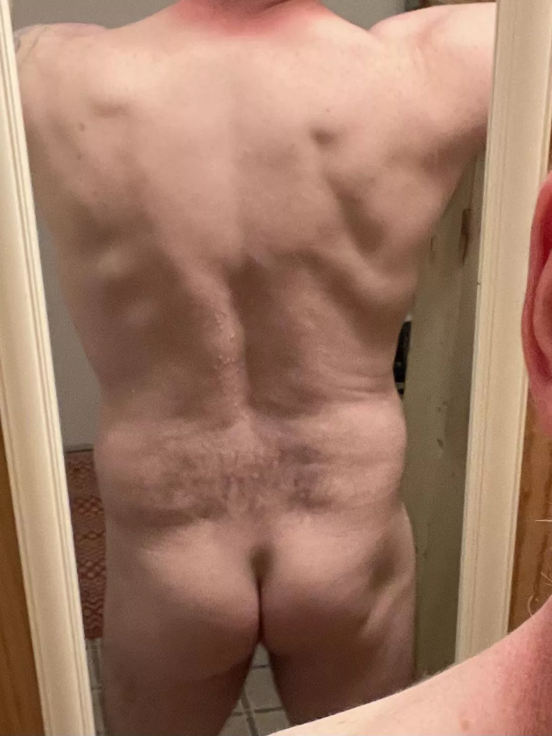 [M] All thise pull-ups are starting to pay off.