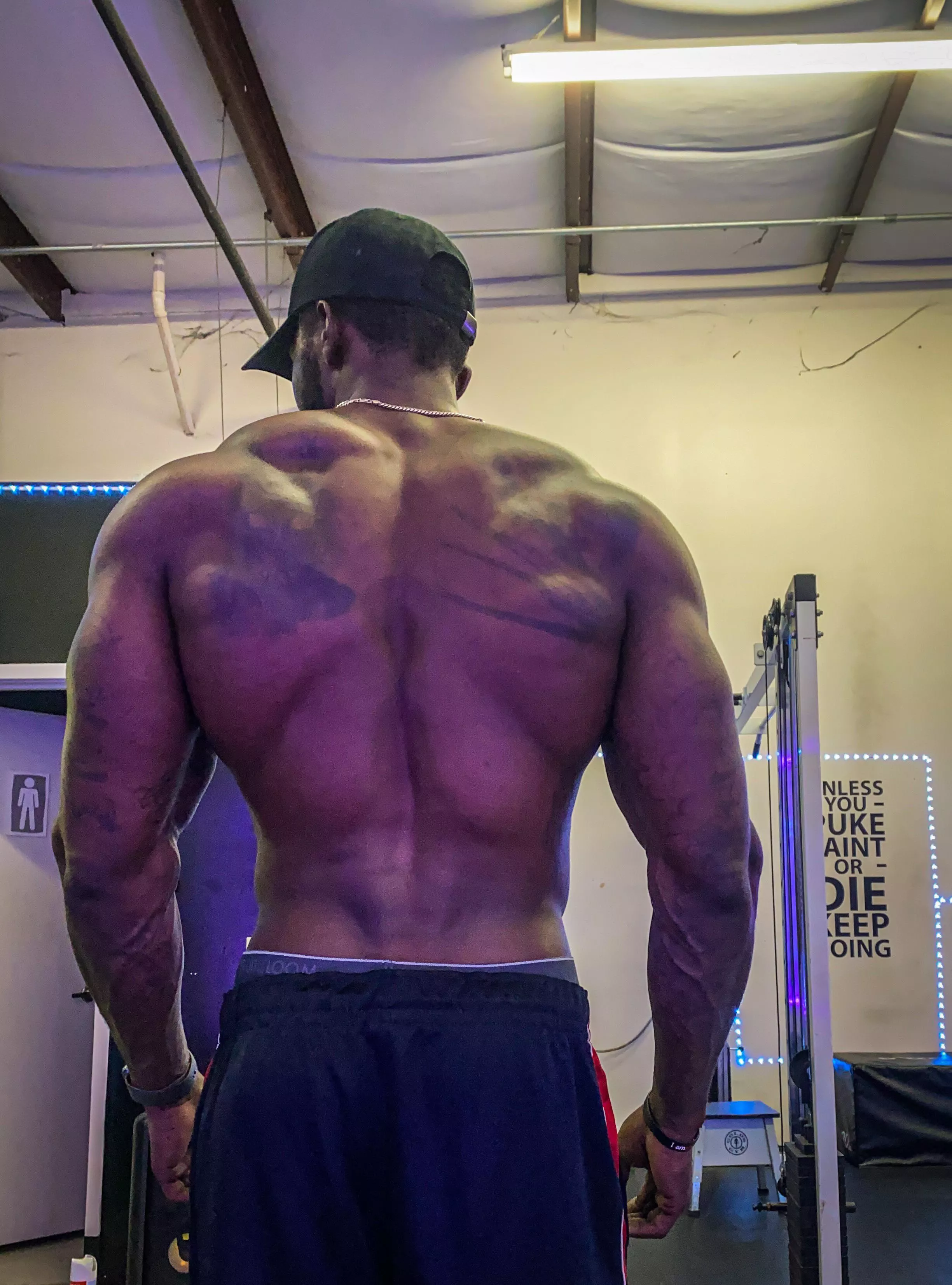 [M] Back muscles are really what it’s all about lol