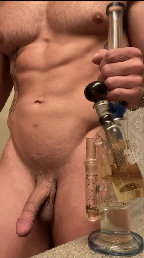 [m] who wants to come start the day off with me? 😋