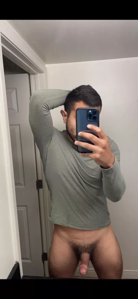 (M)(29) I do need a gaming buddy.. comment what games you play? Maybe we match