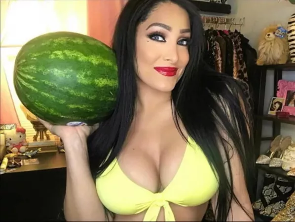 Mandy Leon Mandy Leon