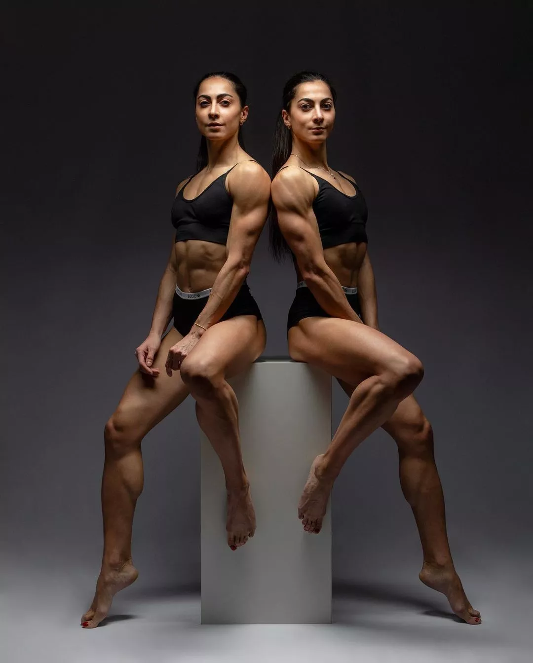 Mari Khachatryan & Anna Khachatryan