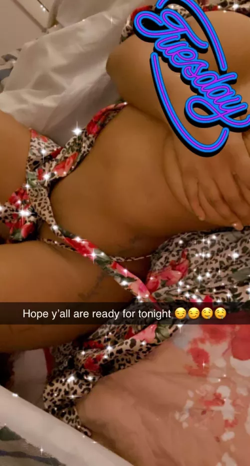 Me and my boyfriend just started making porn, will you come watch us ? 🤤❤️