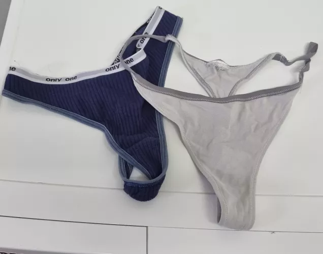 Me and my Girlfriend are Visiting her Sister and I found that in the Bathroomπ₯ Me and my Girlfriend are Visiting her Sister and I found that in the Bathroomπ₯