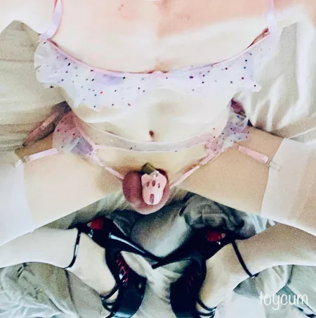 🔐 me caged up for locktober